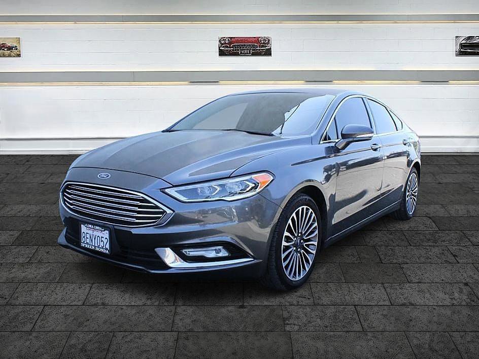 Used 2018 Ford Fusion Titanium AWD/4WD image 3