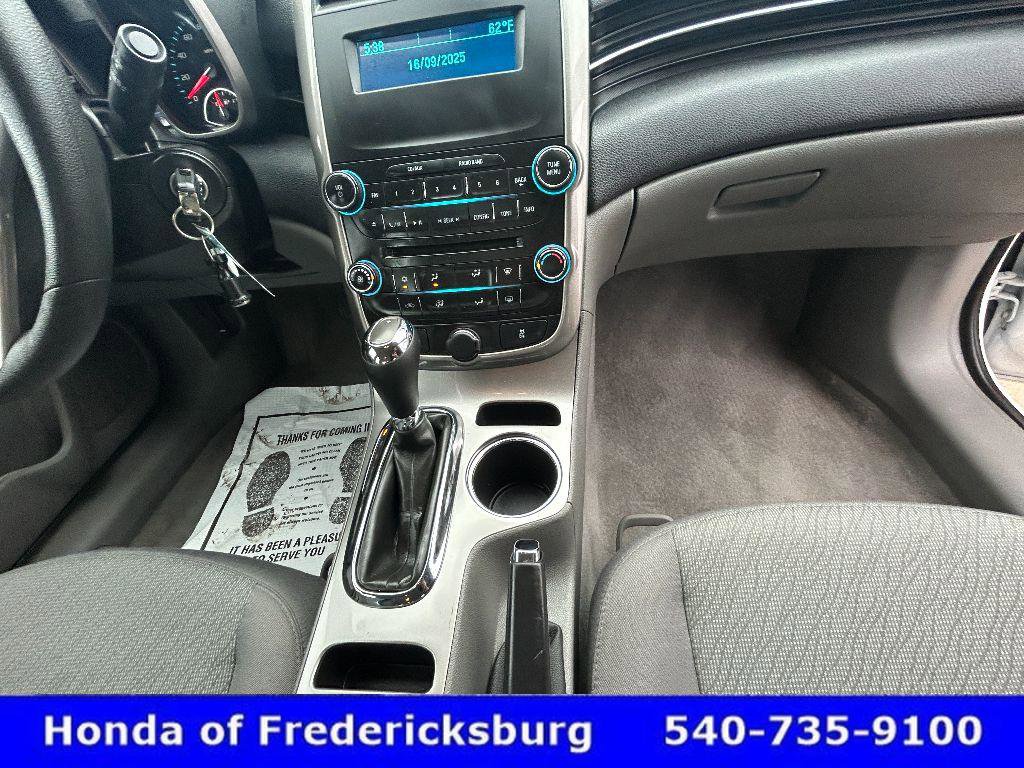 Used 2015 Chevrolet Malibu LS image 24