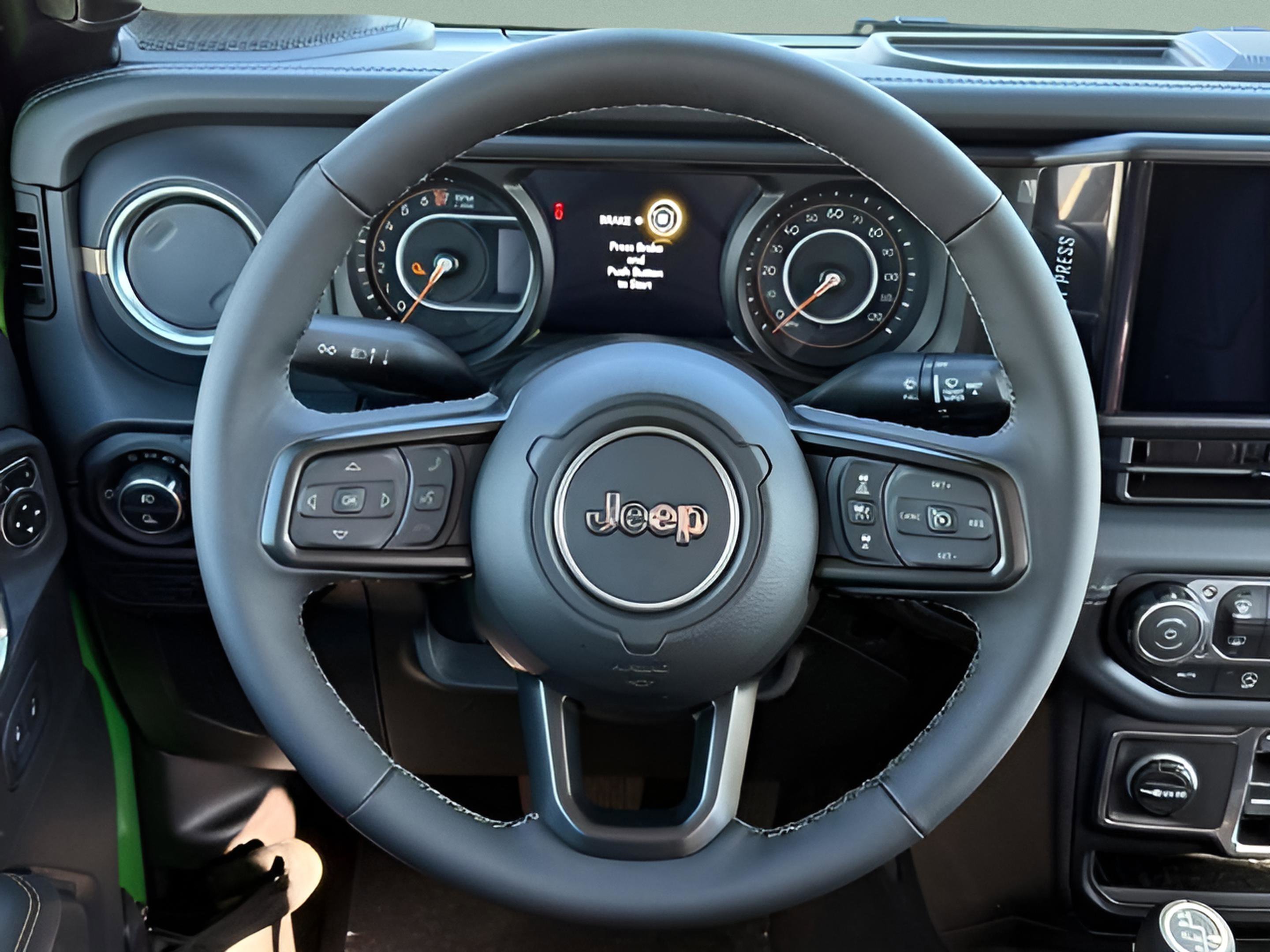 New 2025 Jeep Gladiator Sport image 13