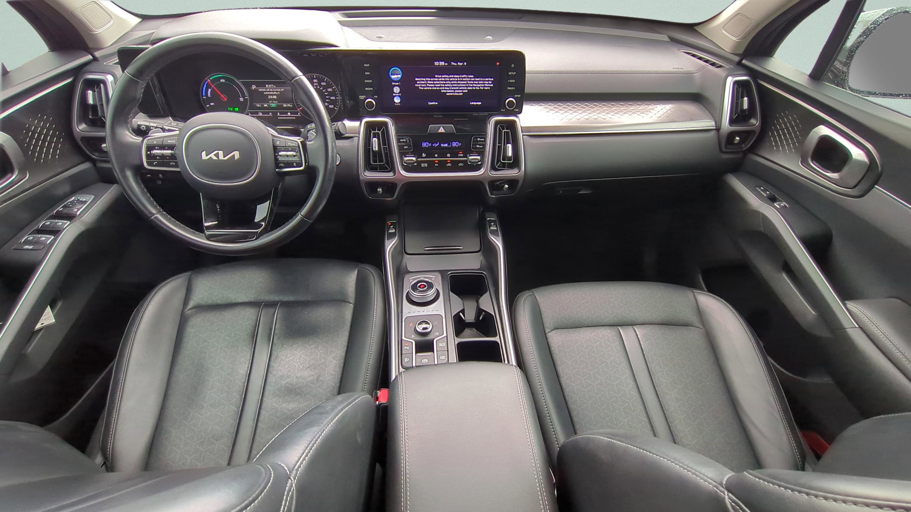 Certified 2024 Kia Sorento EX w/ Panoramic Sunroof Package image 11