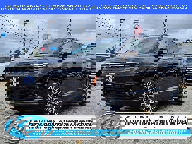 New 2025 Jeep Wagoneer Limited w/ Comfort Package