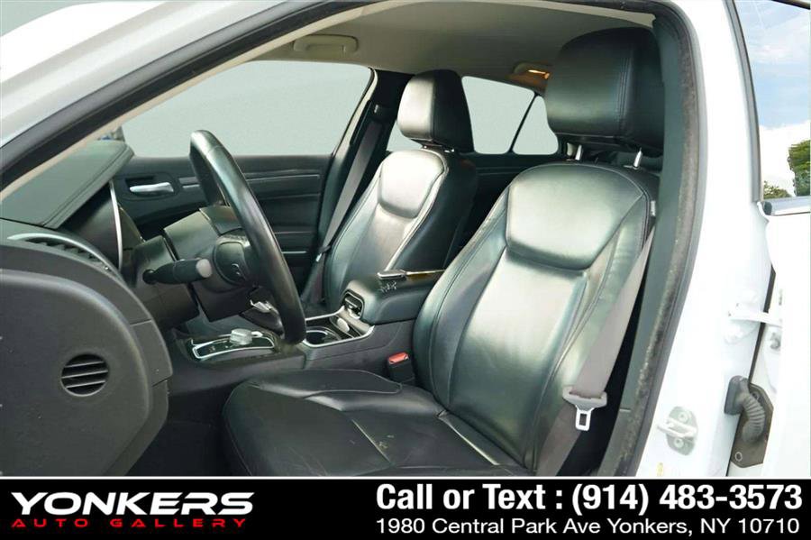 Used 2021 Chrysler 300 Touring L image 53