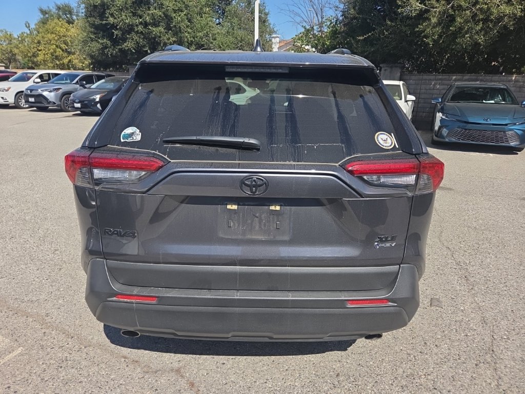 Used 2025 Toyota RAV4 XLE w/ Convenience Package AWD/4WD image 4
