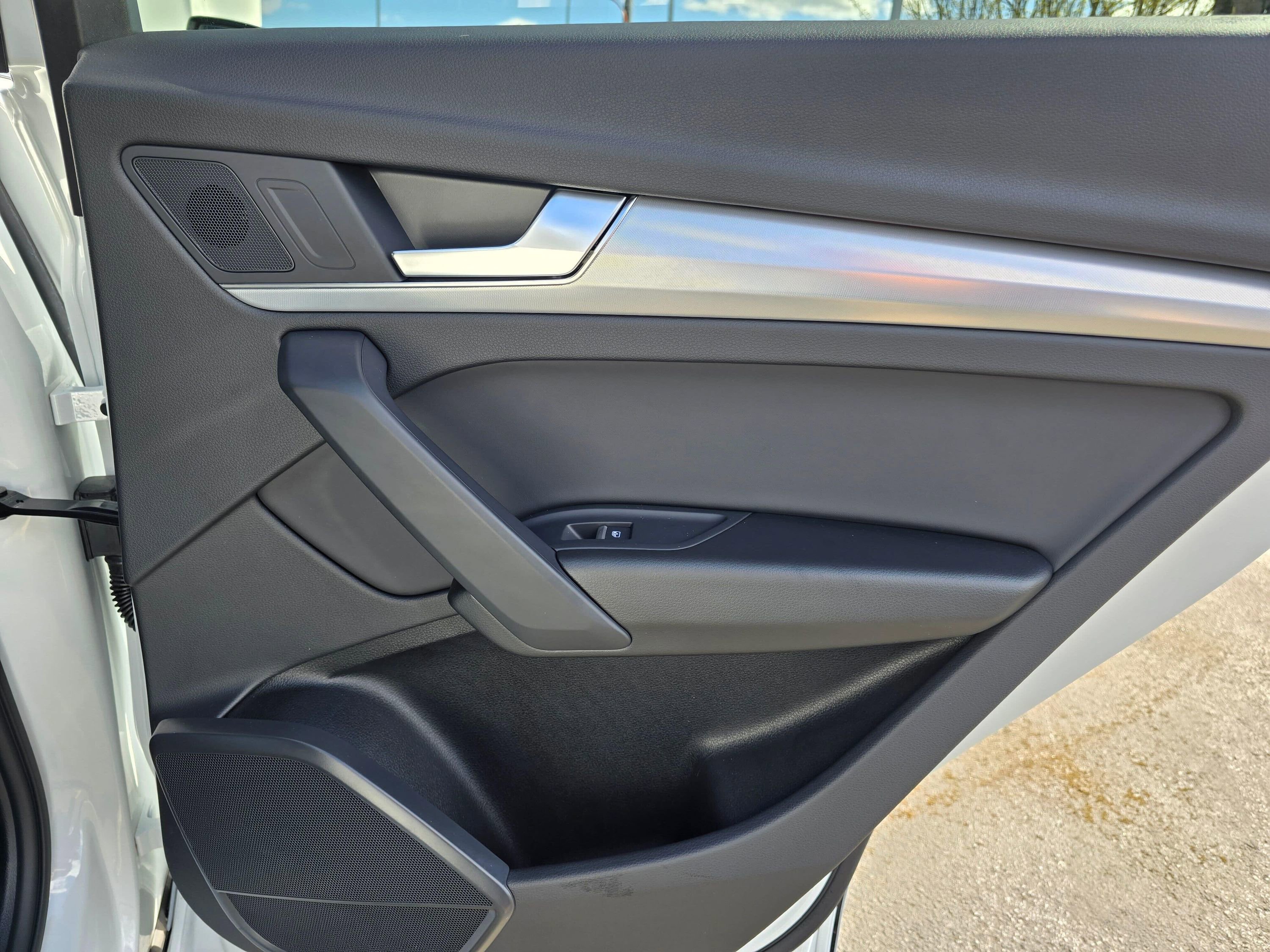 Used 2023 Audi A4 2.0T Premium Plus w/ Premium Plus Package image 27