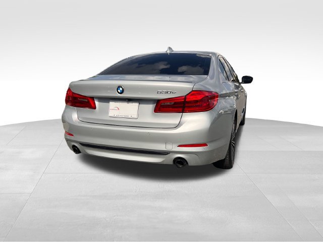 Used 2020 BMW 530e w/ Convenience Package RWD image 5