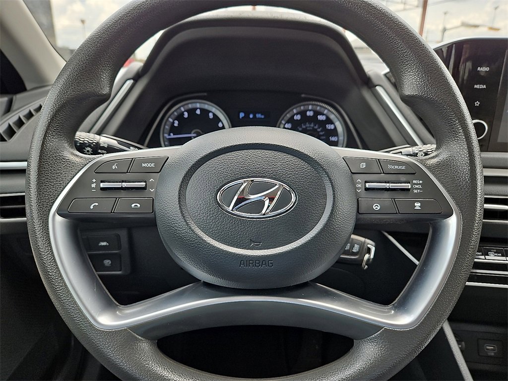 Used 2022 Hyundai Sonata SE w/ Winter Weather Package image 30