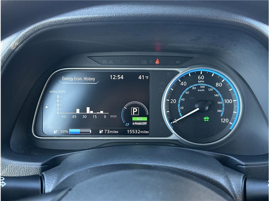 Used 2025 Nissan Leaf S image 20