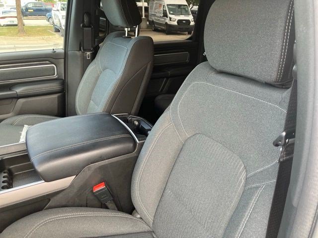Used 2022 RAM 1500 Big Horn AWD/4WD image 10