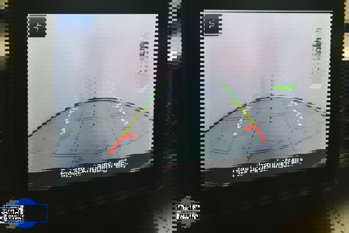 Used 2022 Ford Explorer XLT image 9