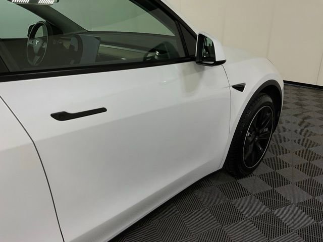 Used 2021 Tesla Model Y Long Range AWD/4WD image 6