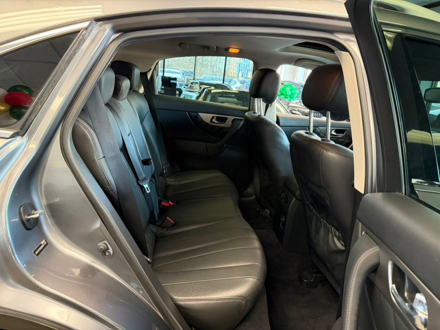 Used 2016 INFINITI QX70 2WD w/ Premium Package image 30