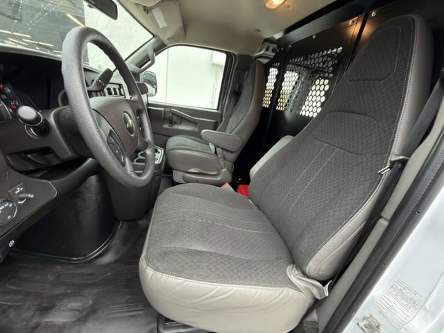 Used 2024 Chevrolet Express 2500 w/ Driver Convenience Package RWD image 23