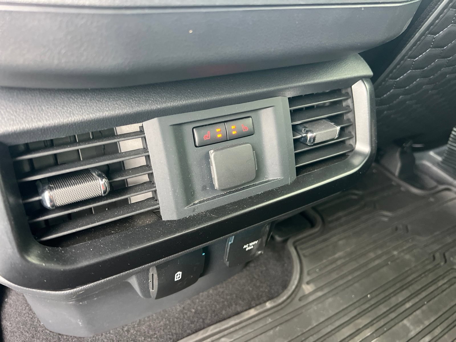 Used 2025 Ford F150 Raptor AWD/4WD image 37