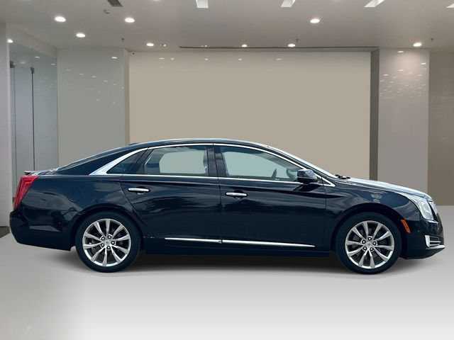 Used 2015 Cadillac XTS Luxury w/ Driver Awareness Package FWD image 5