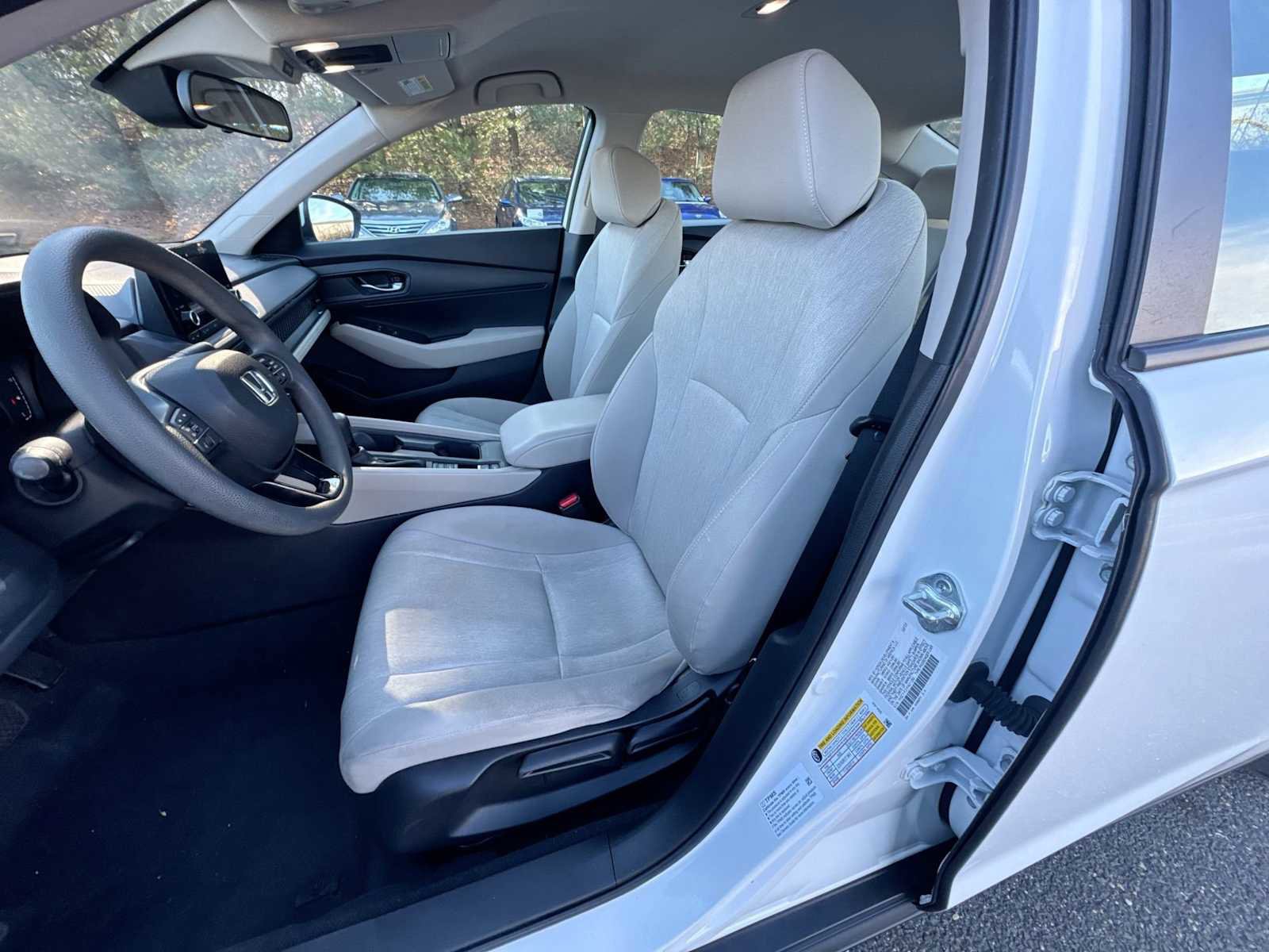 Certified 2023 Honda Accord LX image 21