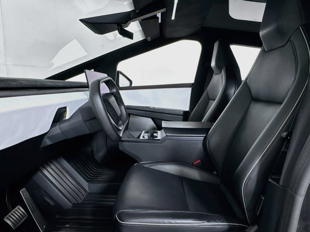 Used 2024 Tesla Cybertruck Cyberbeast AWD/4WD image 11