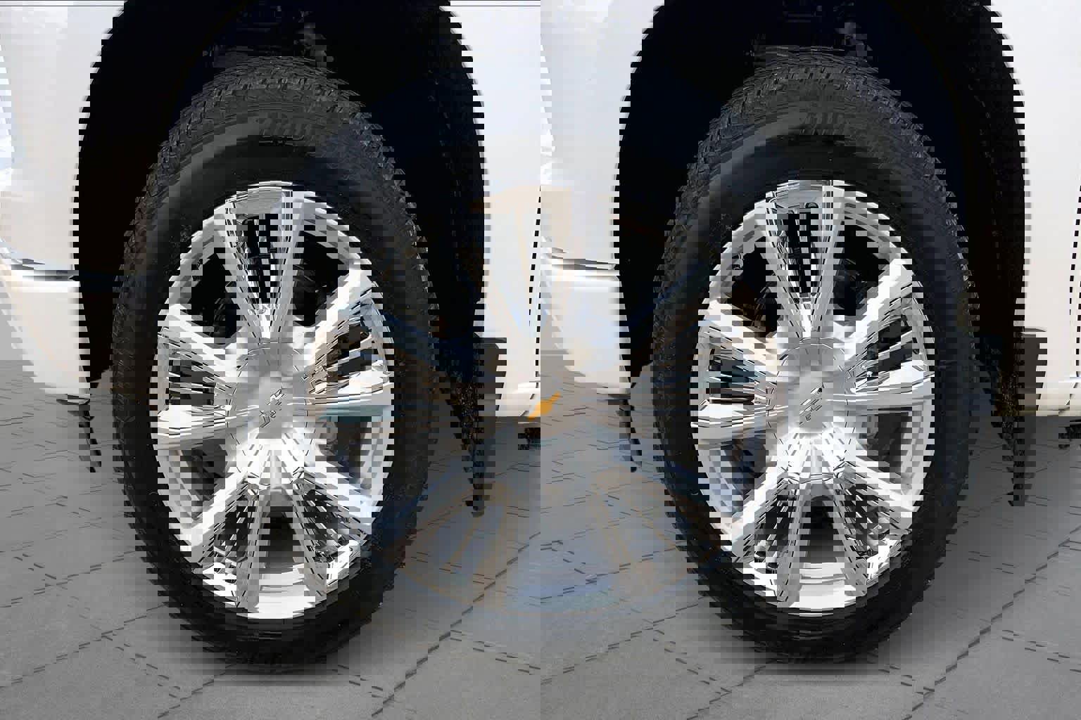 Certified 2025 Chevrolet Silverado 1500 High Country w/ High Country Premium Package image 11