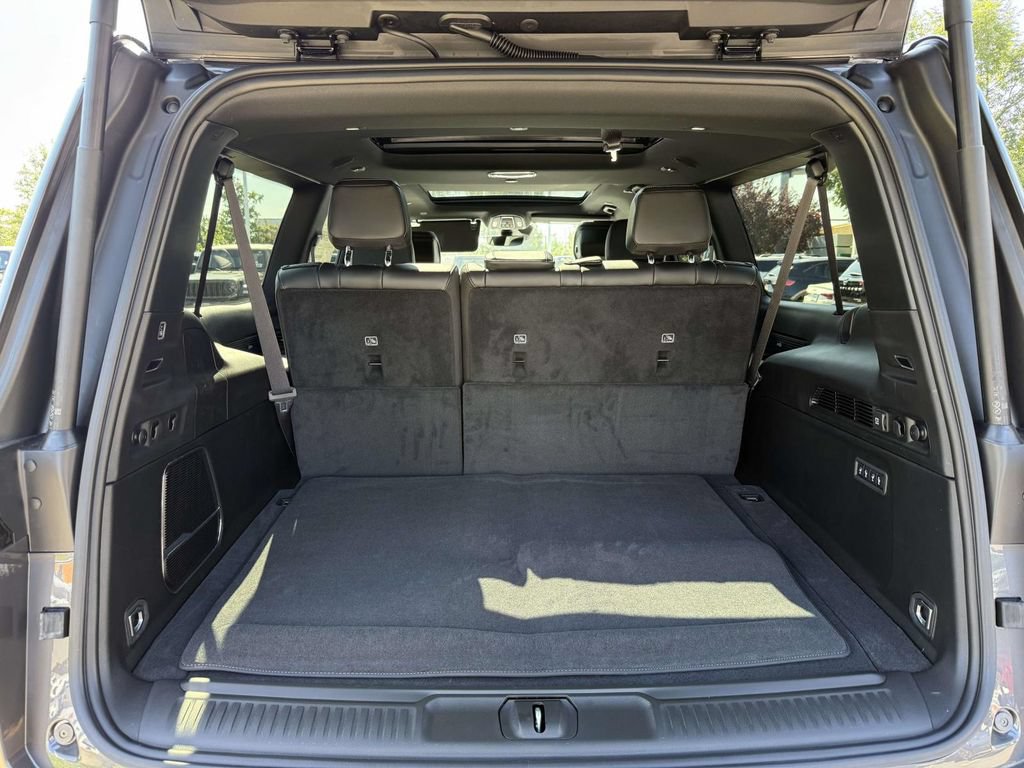 New 2026 Jeep Grand Wagoneer L 4WD w/ Premium Group I image 35