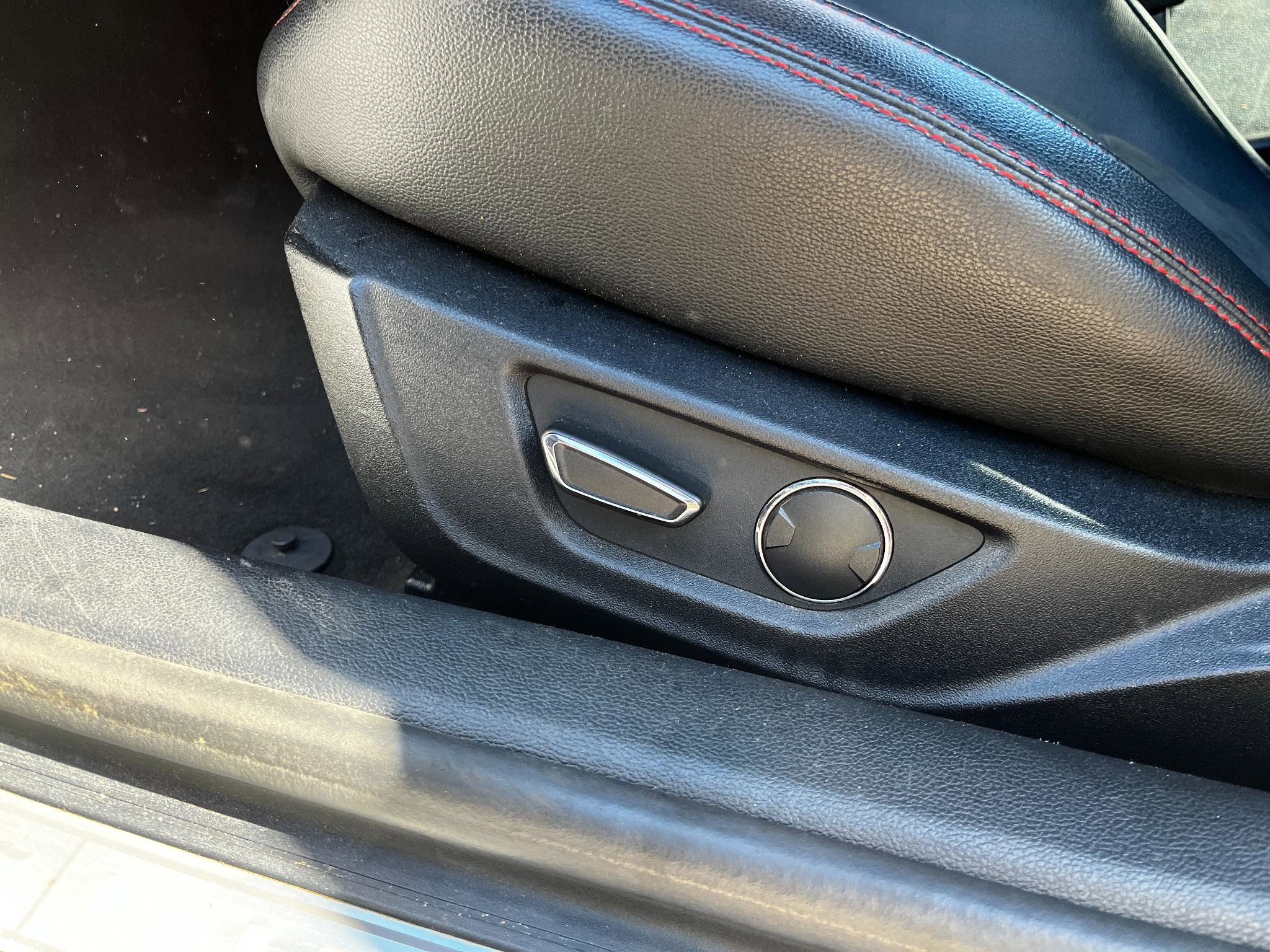 Used 2017 Ford Mustang GT Premium RWD image 27