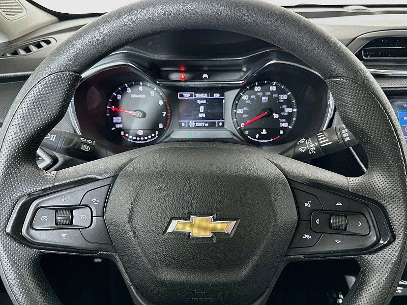 Used 2023 Chevrolet TrailBlazer LT w/ Convenience Package AWD/4WD image 12