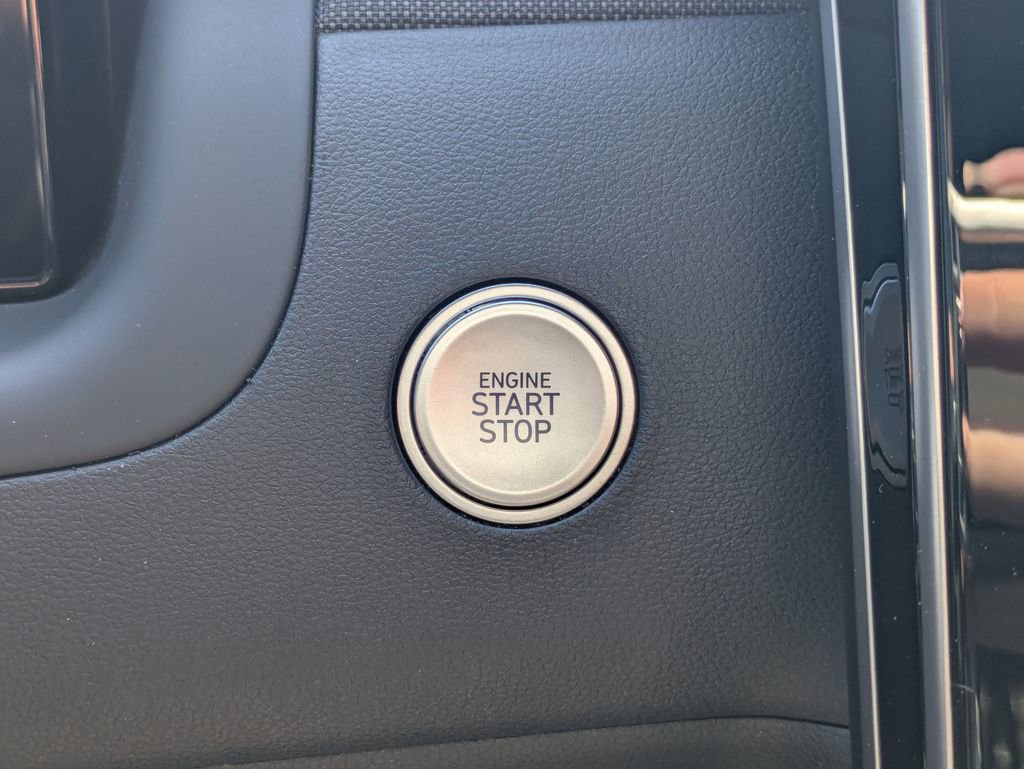 Used 2024 Hyundai Santa Cruz Limited image 37