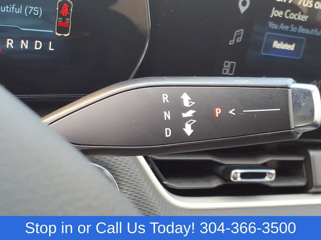 Used 2026 Chevrolet Equinox LT AWD/4WD image 23