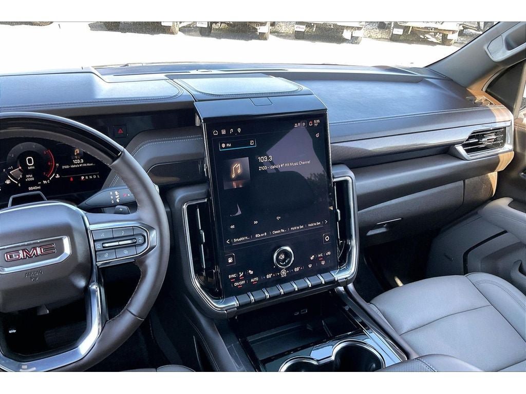 Used 2026 GMC Yukon Elevation AWD/4WD image 7