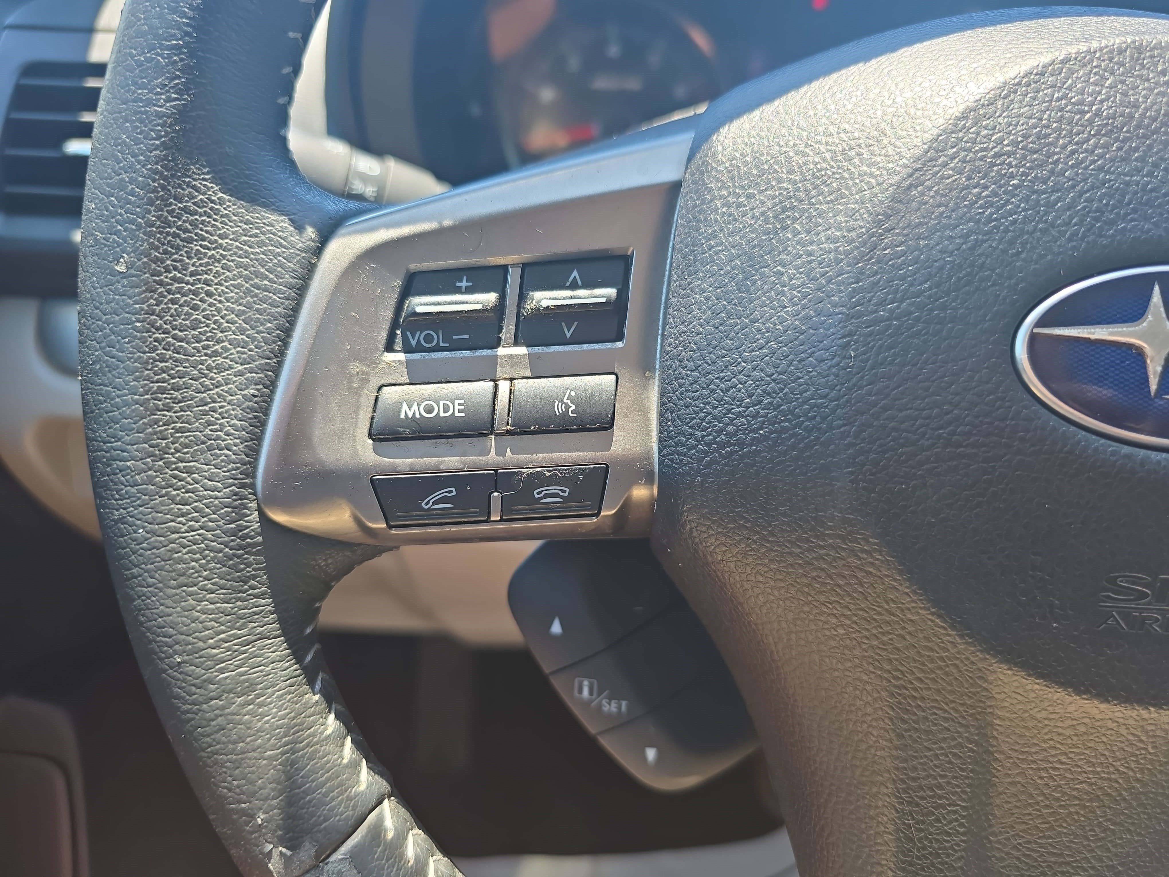Used 2014 Subaru Forester 2.5i Touring AWD/4WD image 17