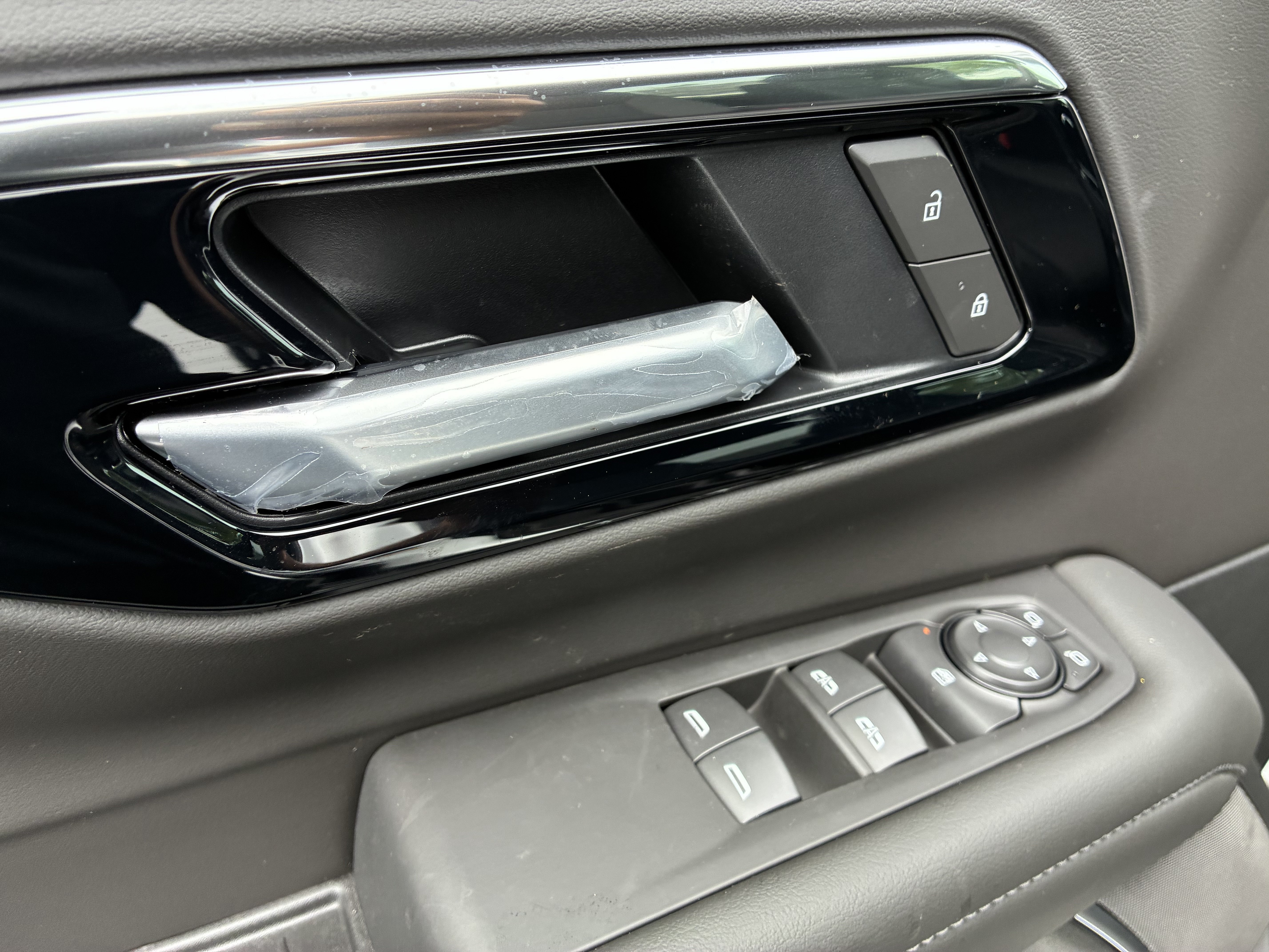 New 2026 Chevrolet Suburban LS w/ Max Trailering Package RWD image 24