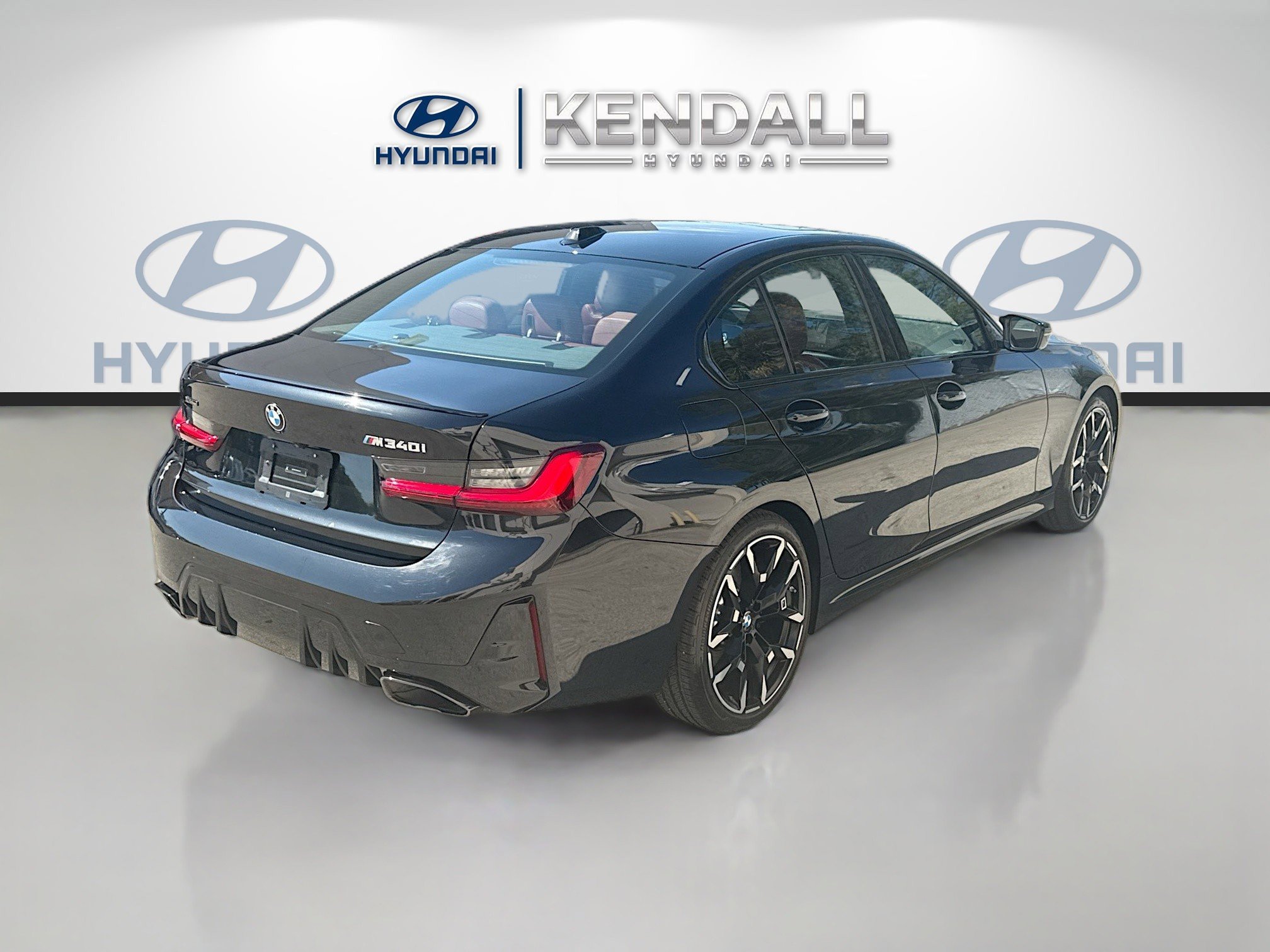 Used 2025 BMW M340i xDrive image 6