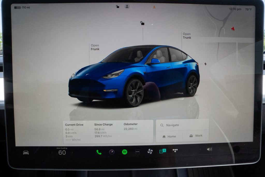 Used 2024 Tesla Model Y Long Range AWD/4WD image 12
