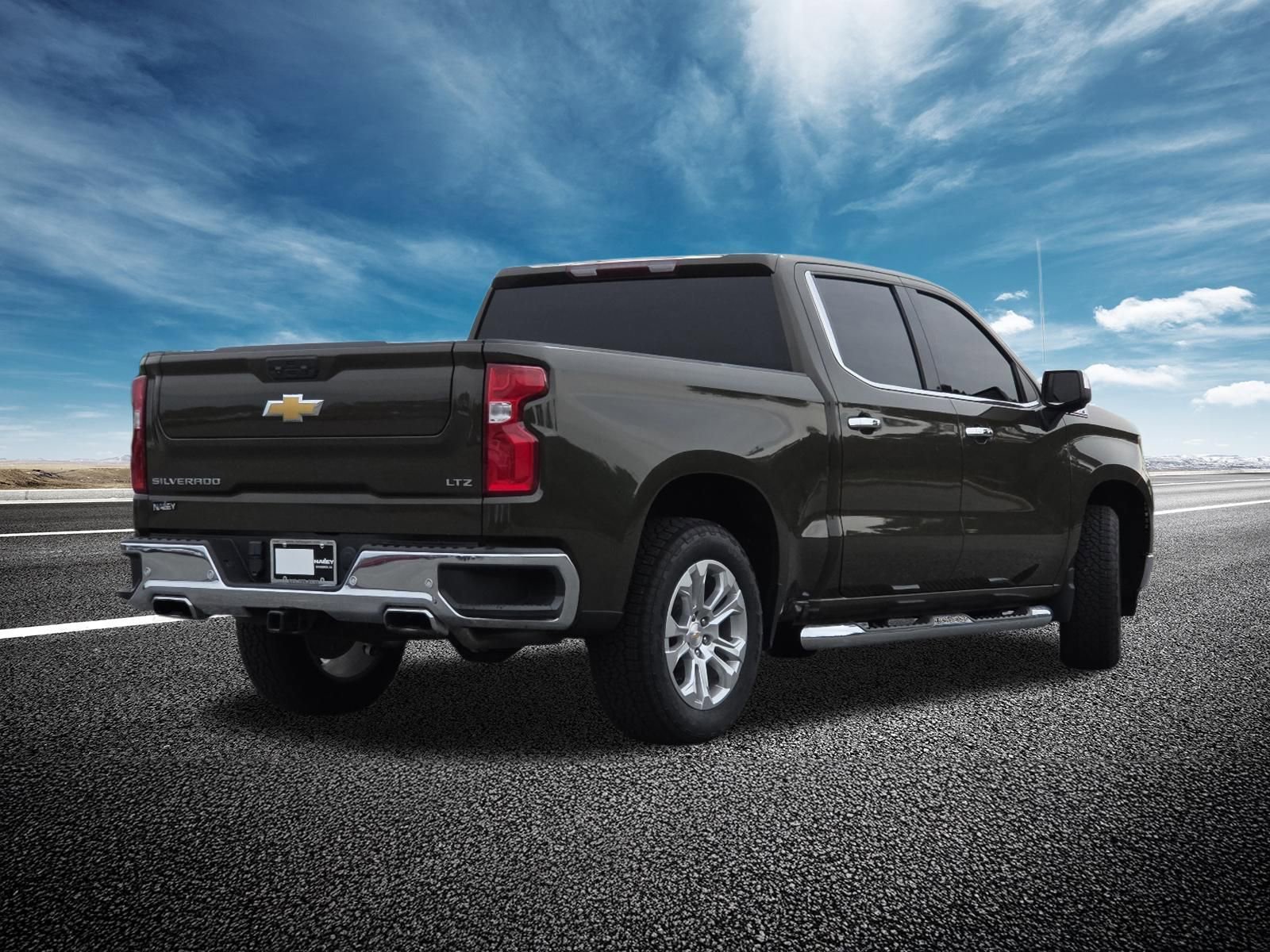 Used 2023 Chevrolet Silverado 1500 LTZ w/ Z71 Off-Road Package AWD/4WD image 22