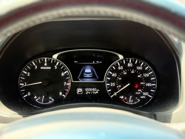Used 2015 Nissan Pathfinder Platinum FWD image 25
