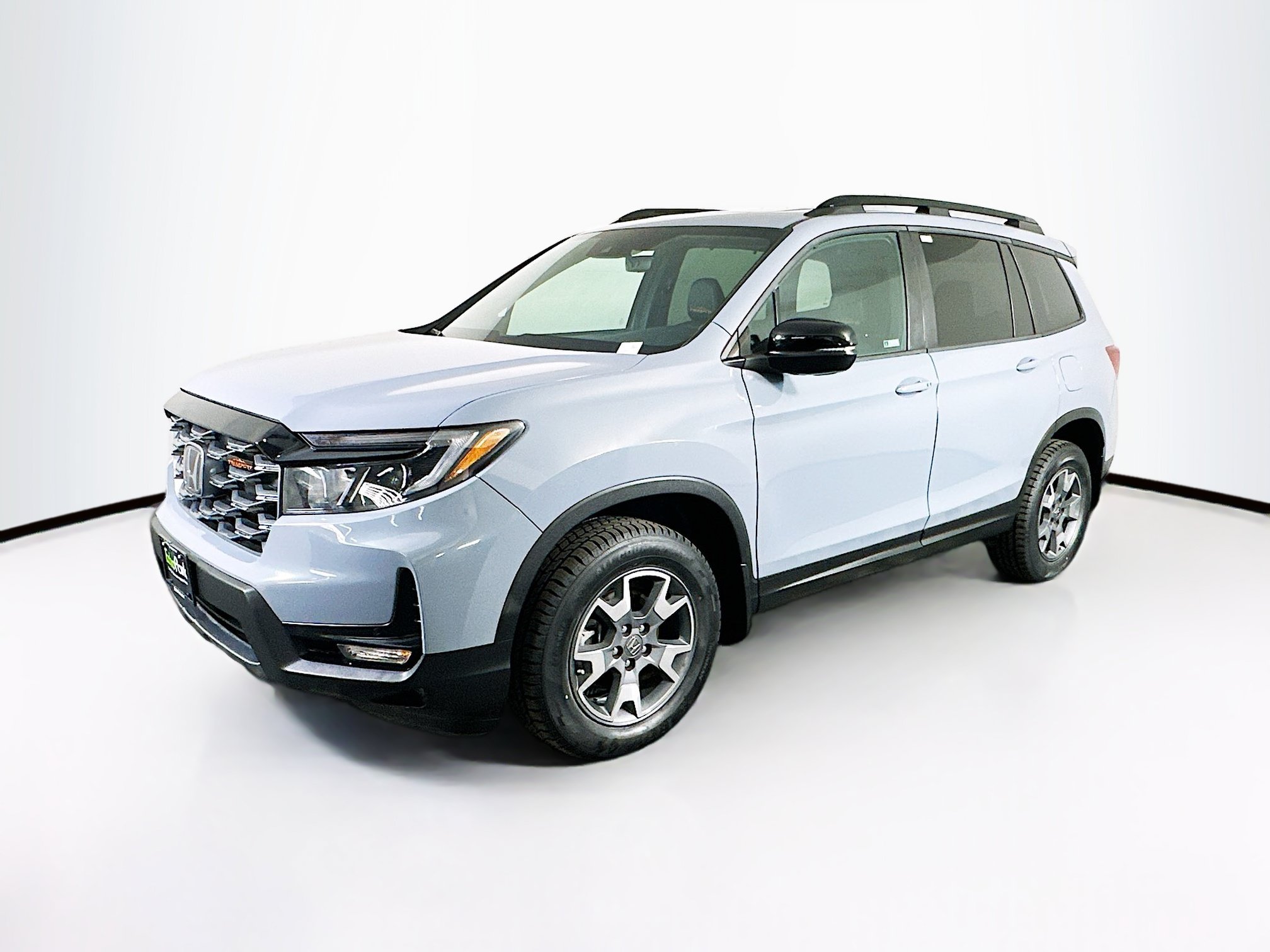 Used 2023 Honda Passport TrailSport image 3