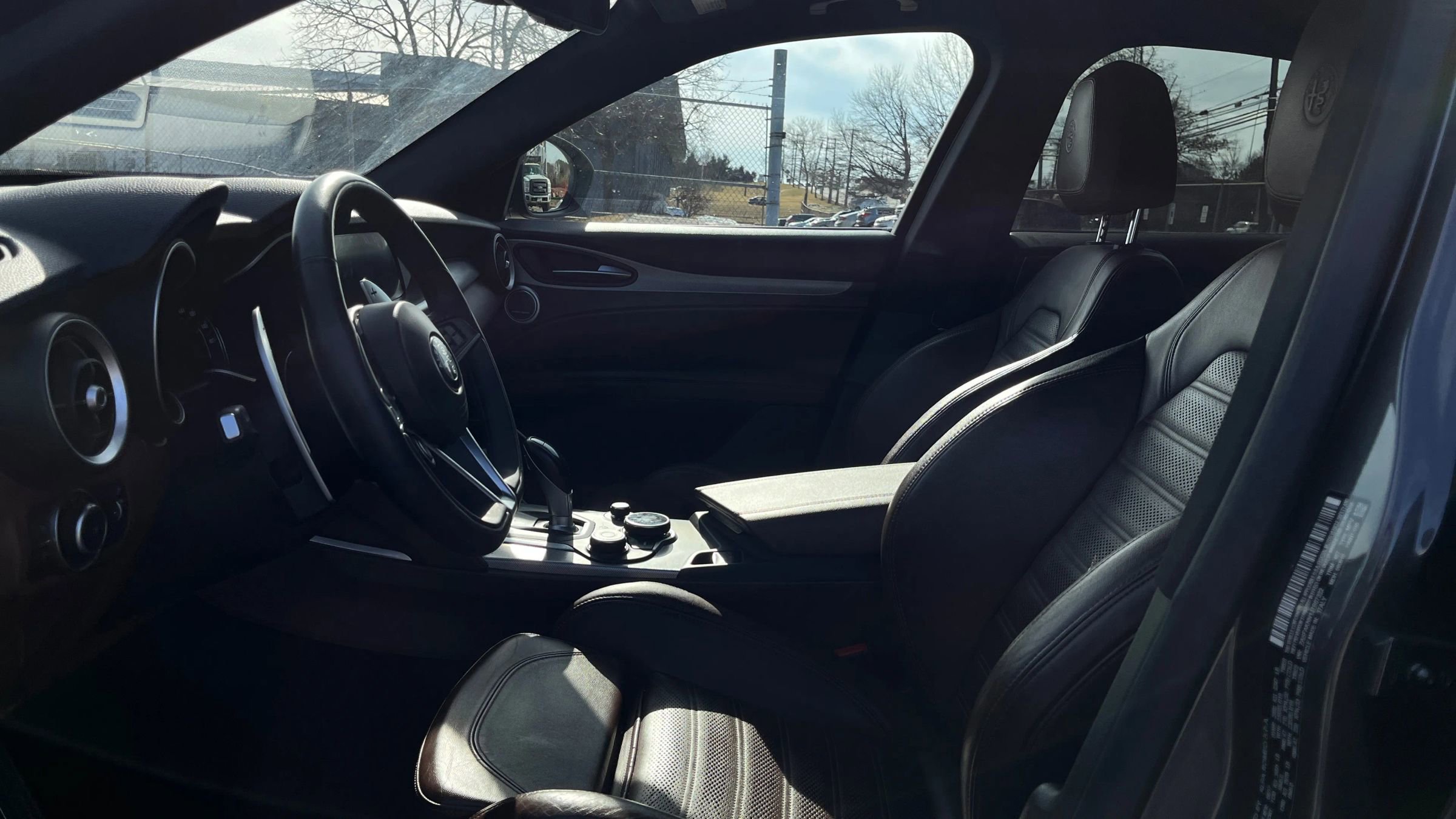 Used 2018 Alfa Romeo Stelvio Ti Sport image 9