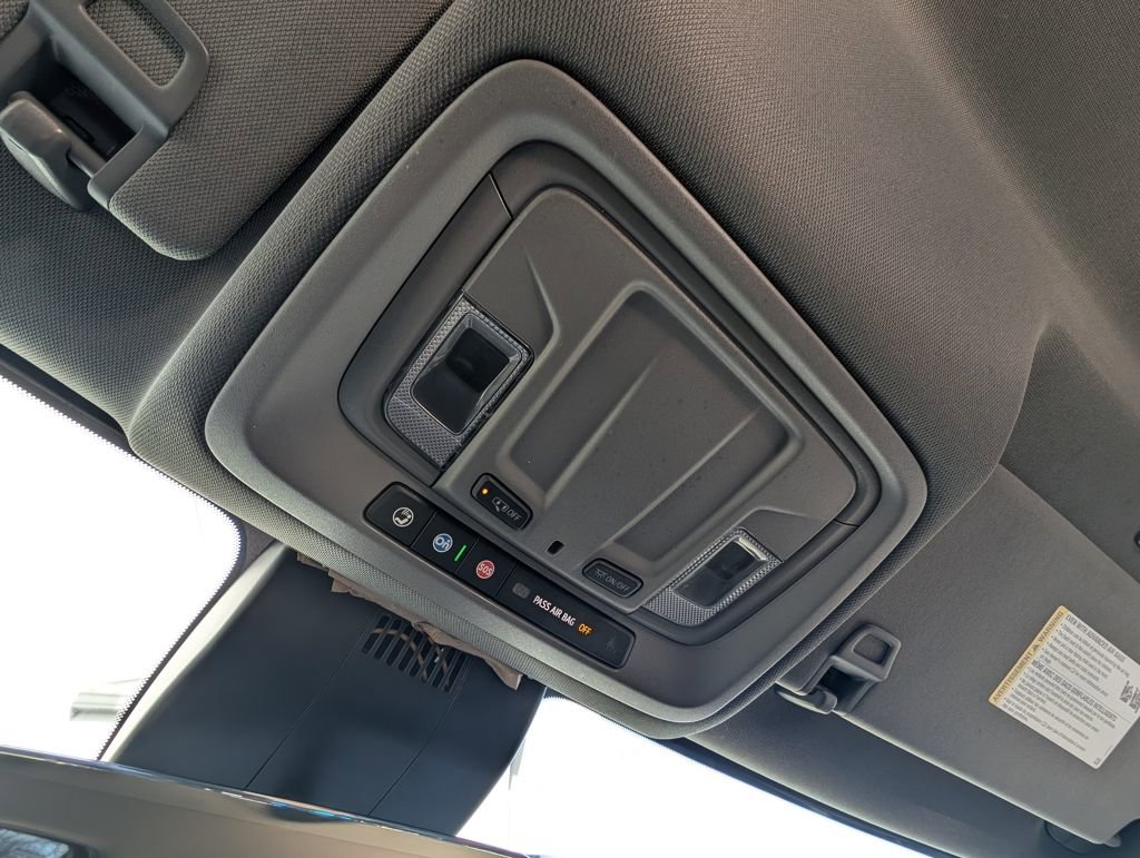 Used 2023 GMC Sierra 1500 Elevation image 34