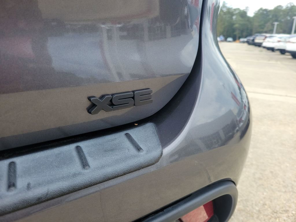 Used 2023 Toyota Highlander XSE FWD image 7
