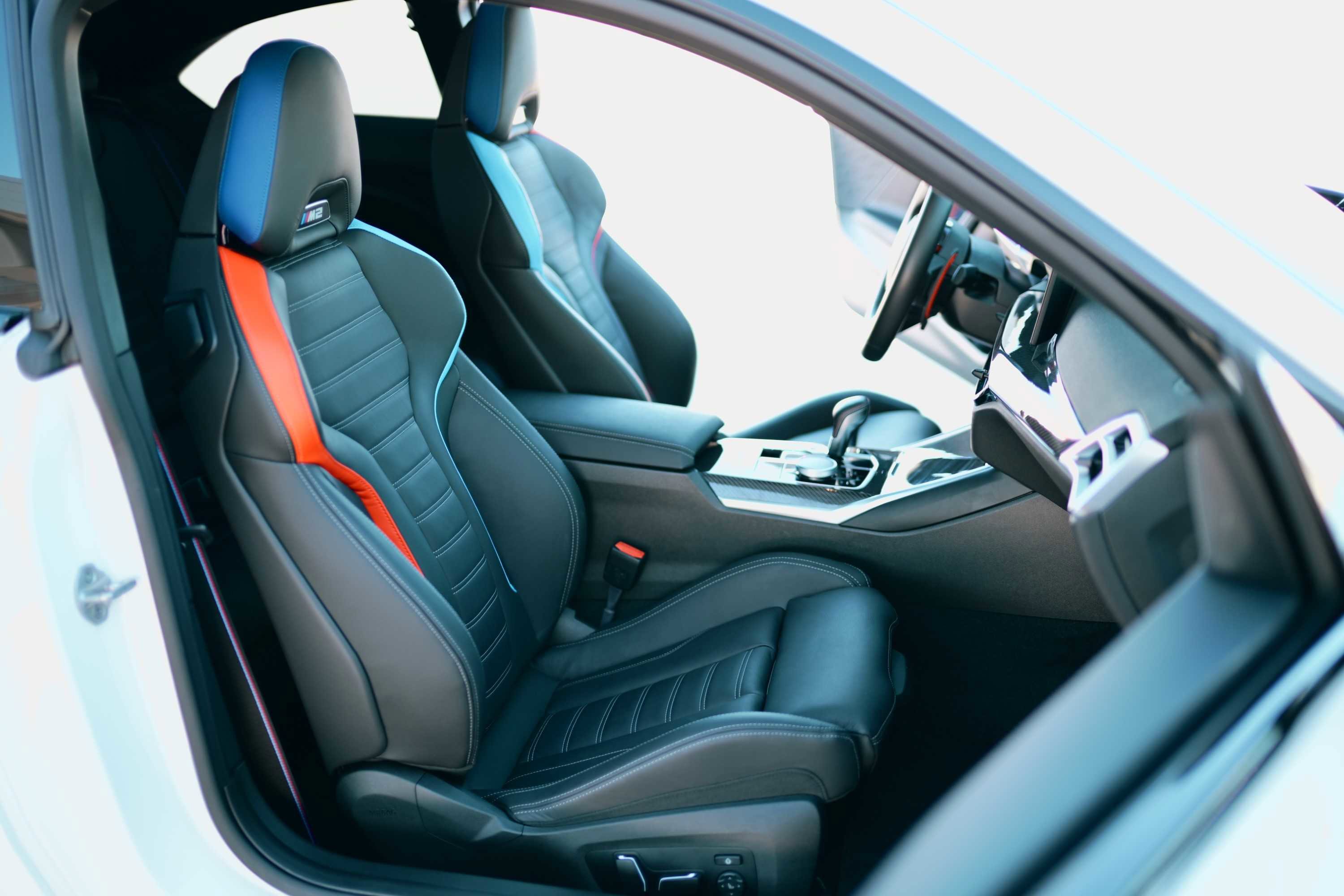 Used 2025 BMW M2 w/ Lighting Package image 25