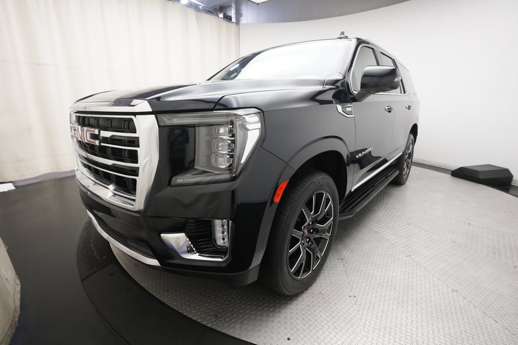 Used 2024 GMC Yukon SLT w/ SLT Luxury Package AWD/4WD image 12