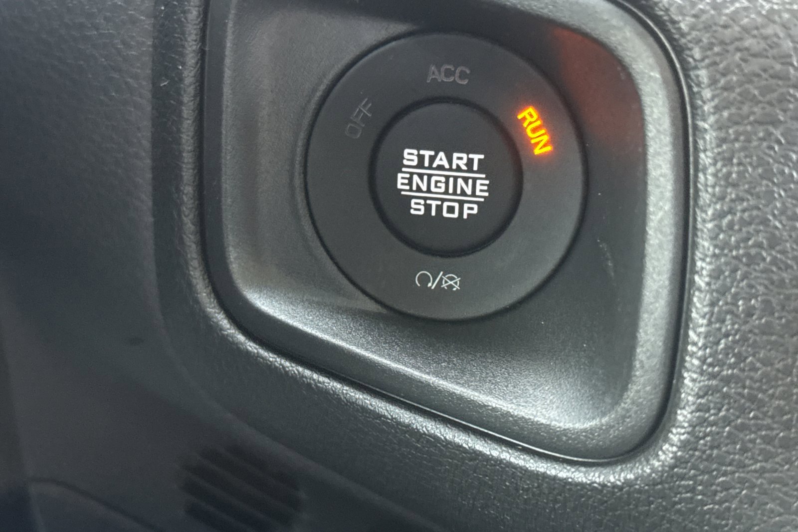 New 2026 Jeep Gladiator Sport image 20