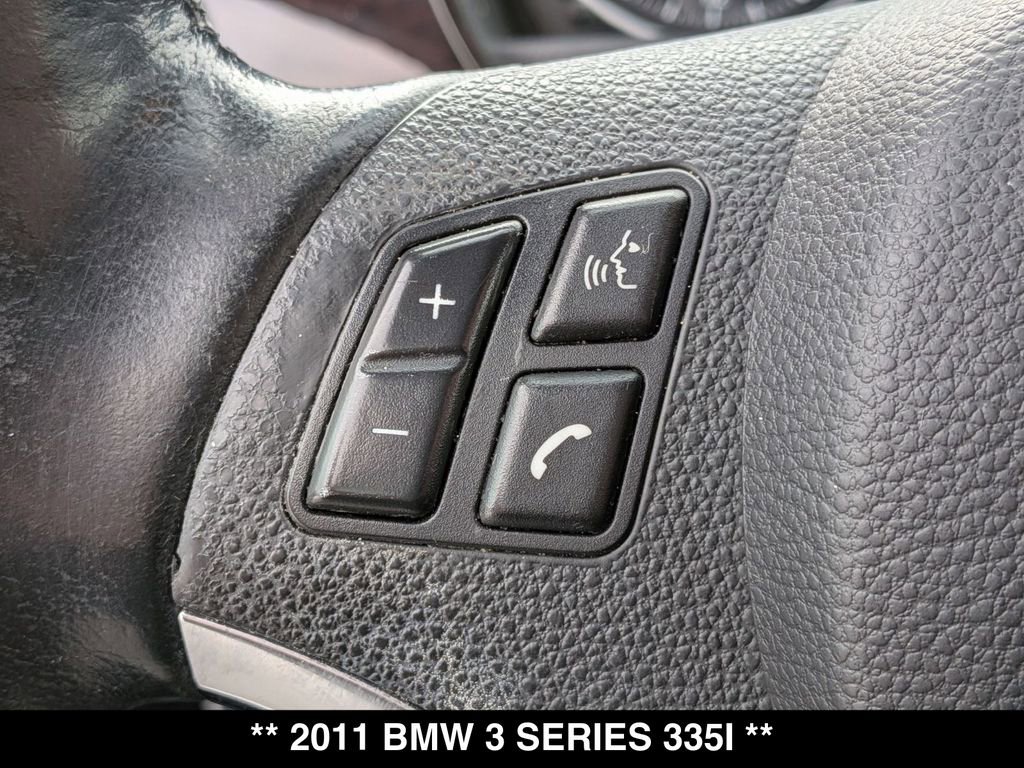Used 2011 BMW 335i Convertible image 20