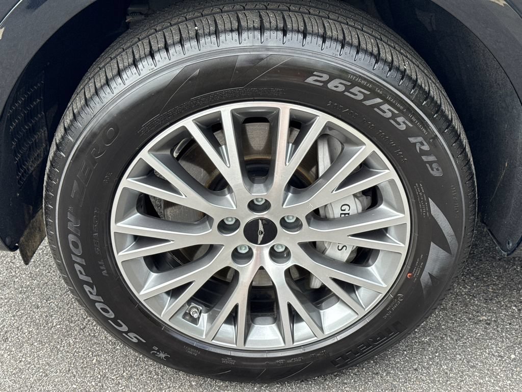 Used 2025 Genesis GV80 2.5T AWD/4WD image 11
