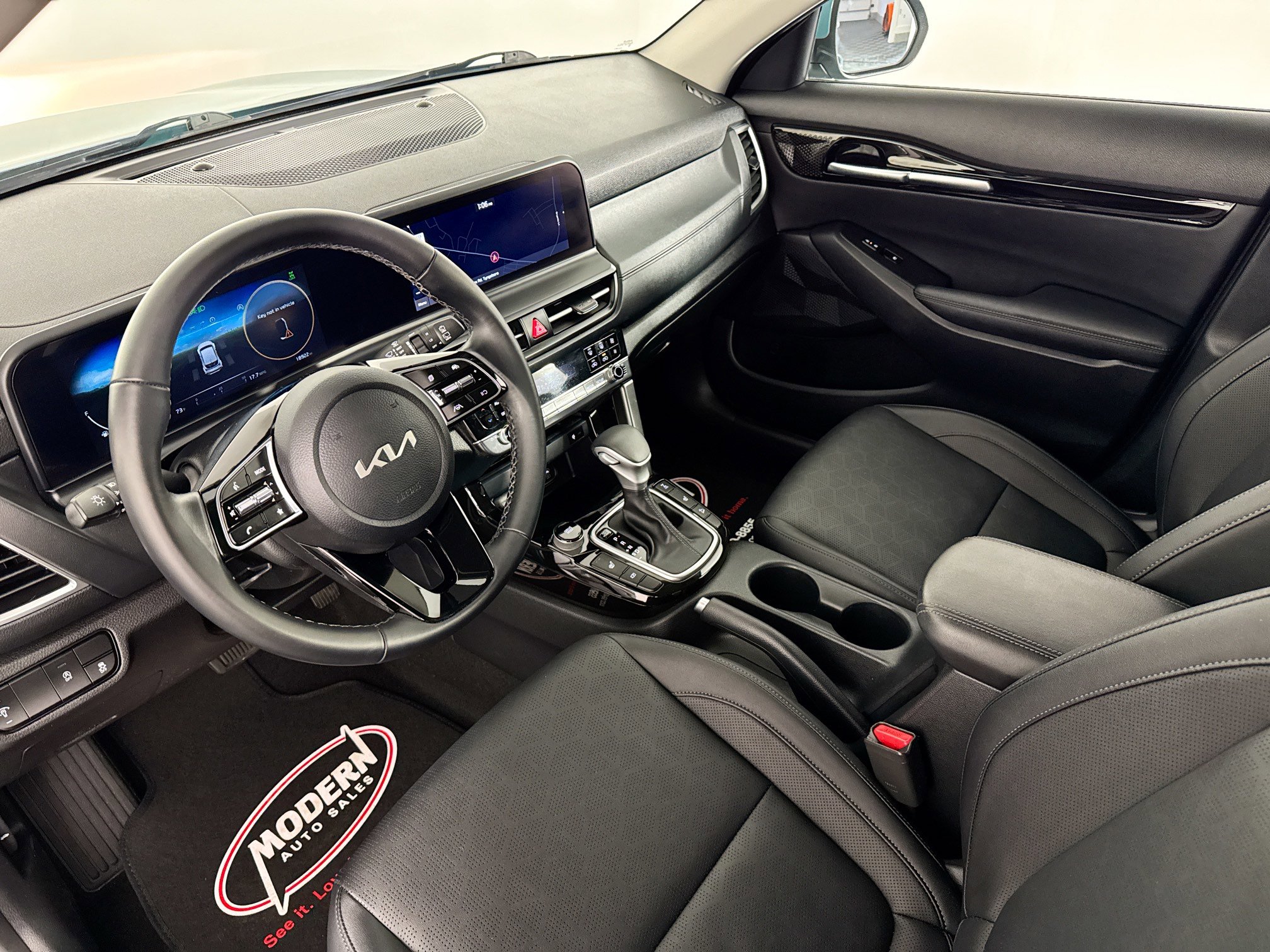 Used 2024 Kia Seltos EX image 5