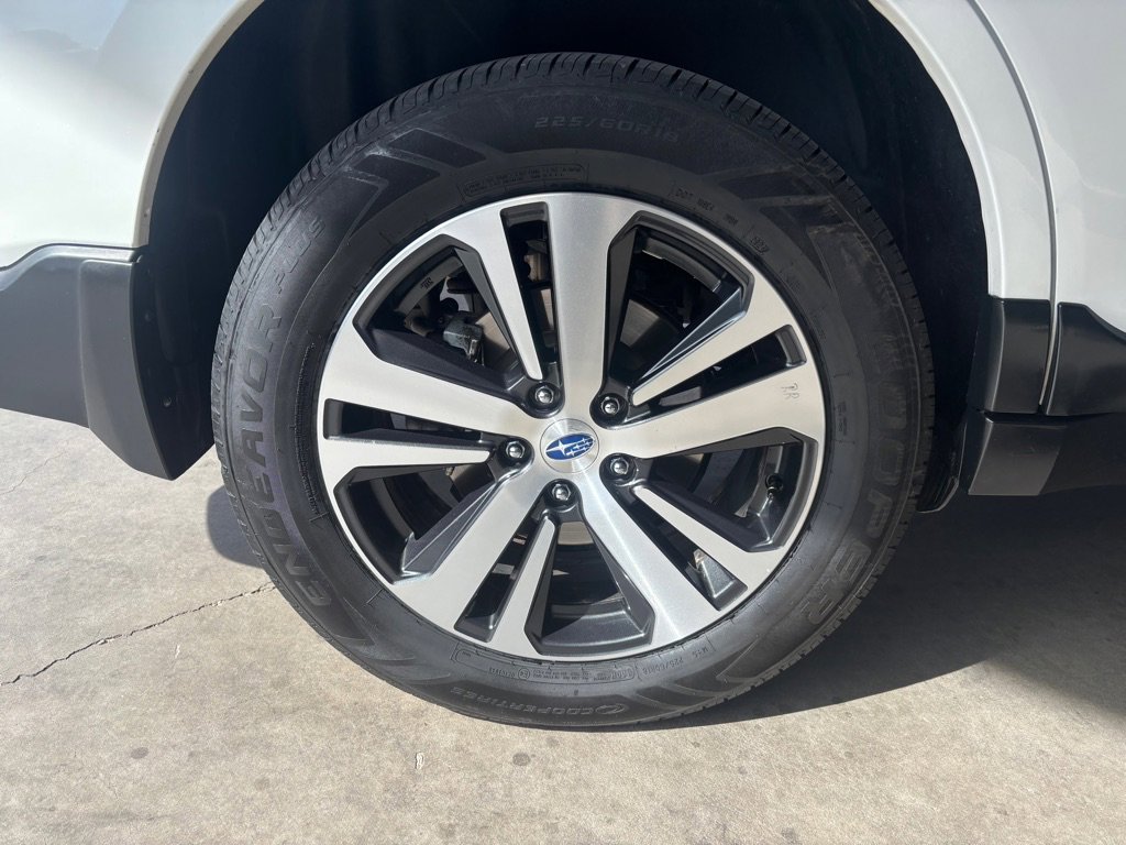 Used 2019 Subaru Outback 2.5i Limited w/ Popular Package #2 AWD/4WD image 61