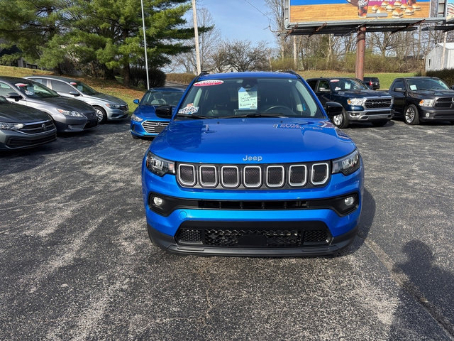 Used 2022 Jeep Compass Latitude w/ Convenience Group image 3