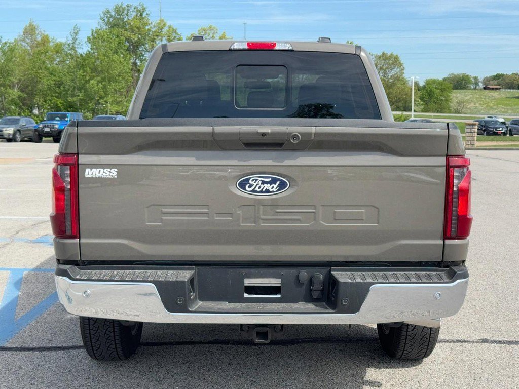 Used 2025 Ford F150 XLT w/ Equipment Group 302A MID image 5