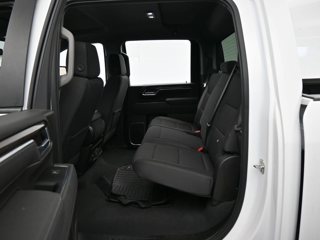 Used 2025 Chevrolet Silverado 2500 LT w/ Convenience Package image 30