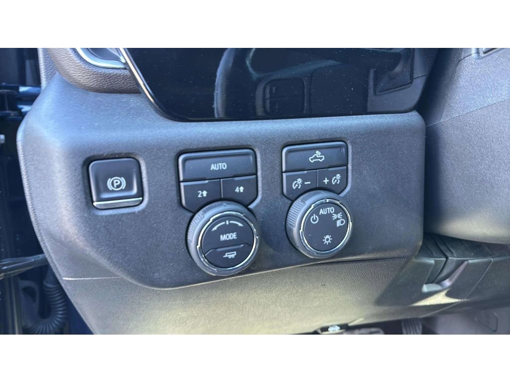 Used 2022 Chevrolet Silverado 1500 LT image 16
