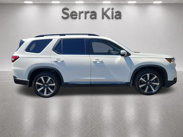 Used 2025 Honda Pilot Touring image 6