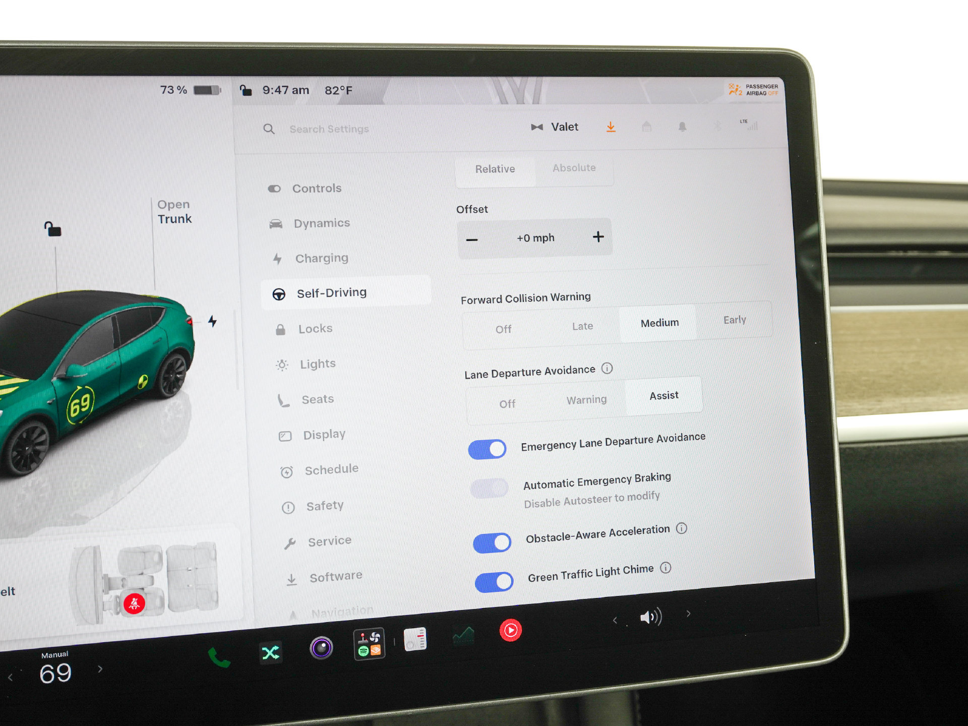 Used 2022 Tesla Model Y Long Range AWD/4WD image 25